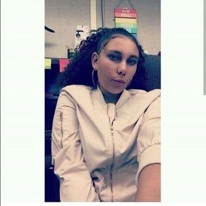 Meet your Posher, Mileah